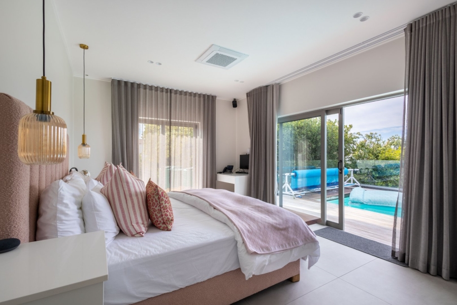 6 Bedroom Property for Sale in Cutty Sark Western Cape